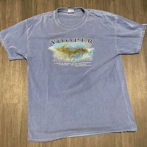 Vintage Gildan Men's "YOOPER" graphic tee